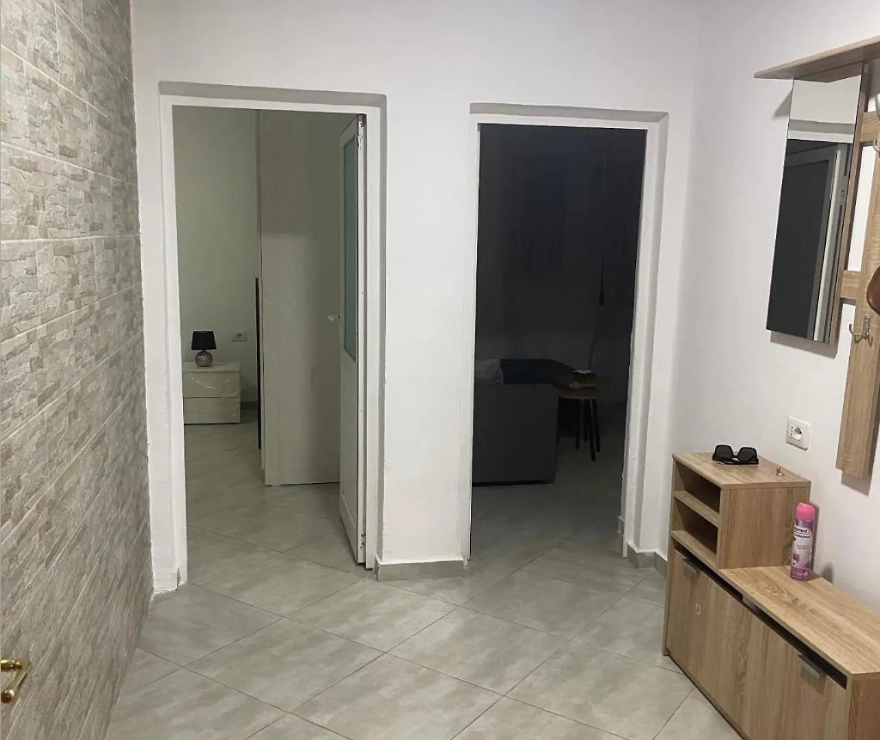 Vlorë Apartment Jon 1